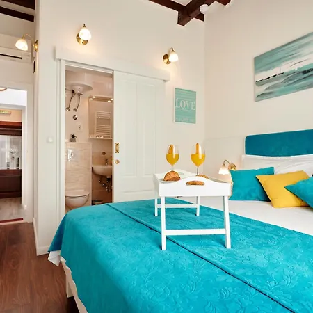 Palace Square بيت ضيافة