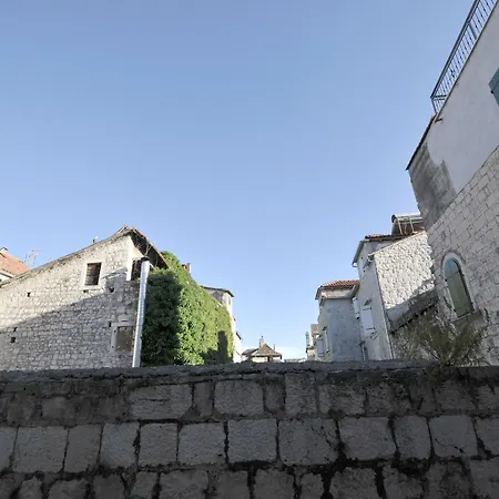 Gæstehus Palace Square Trogir