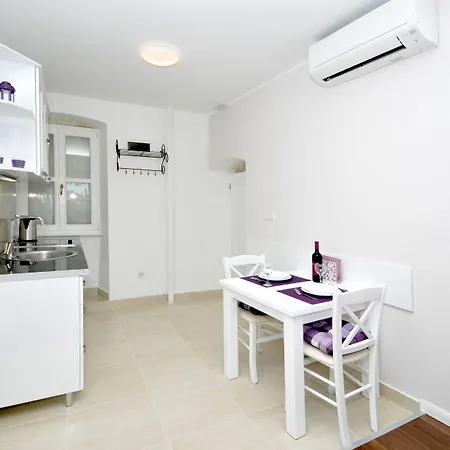 Palace Square Gasthuis 3*