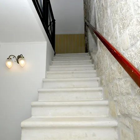 Gæstehus Palace Square Trogir