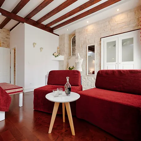 Palace Square Guest house