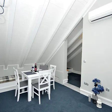 中央广场宫殿旅馆