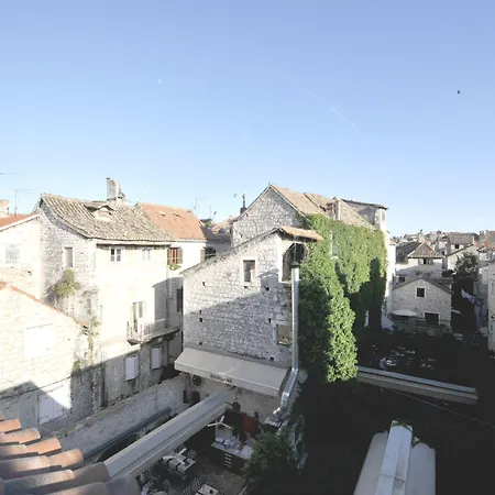 Palace Square Guest house Trogir