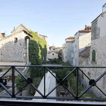 中央广场宫殿旅馆