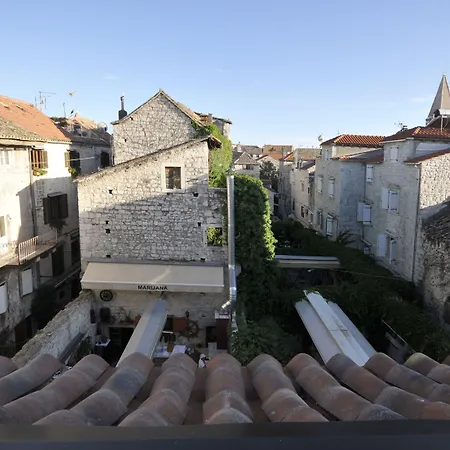 Guest house Palace Square 3*