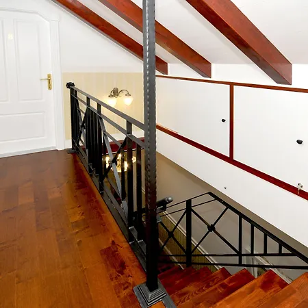 Palace Square Guest house 3*