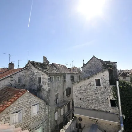 Palace Square 3* Trogir