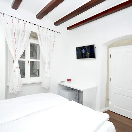 Palace Square 3* Trogir