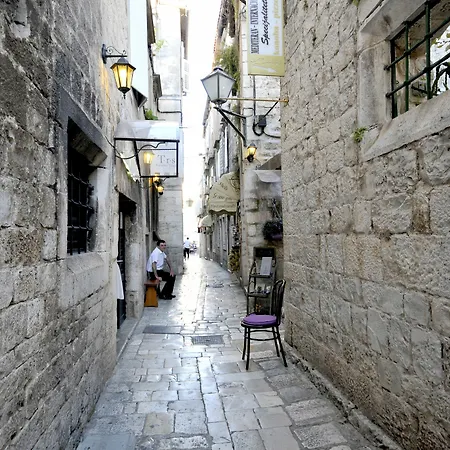 Gasthof Palace Square Trogir