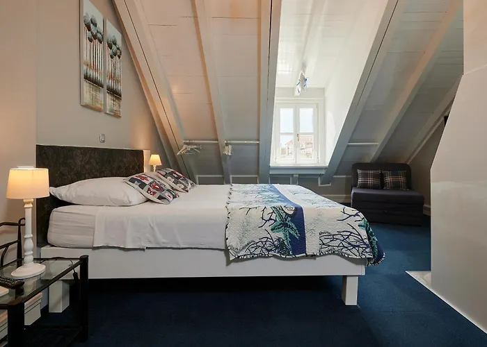 Pensjonat Palace Square Trogir