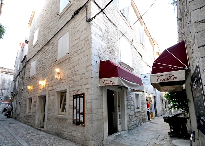 Palace Square Pensjonat Trogir