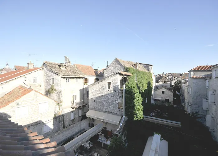 Palace Square Pensjonat Trogir