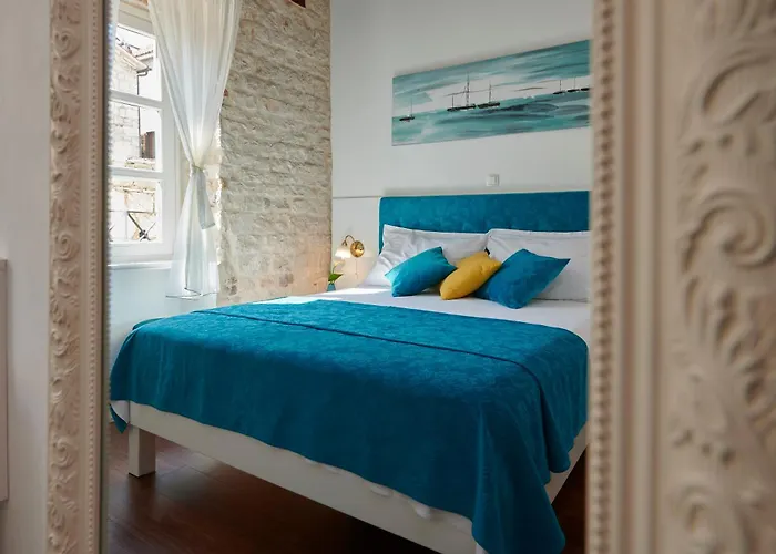 Palace Square Affittacamere Traù